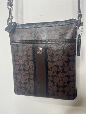 Coach Signature C Brown & Black Crossbody Bag 7.5 x 9 EUC  silver Hardware